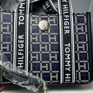Tommy Hilfiger Navy and White Women's Bag